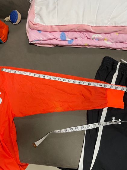 เสื้อกันลม VETEMENTS รูปที่ 13