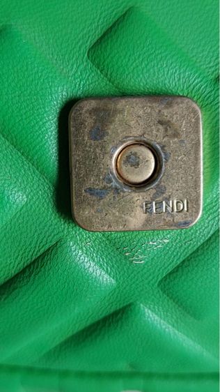 กระเป๋าสะพาย Fendi สีเขียว  รูปที่ 13