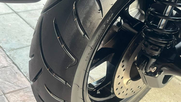 X MAX 300 จดปี 23 ไมล์ 532 km. รูปที่ 9