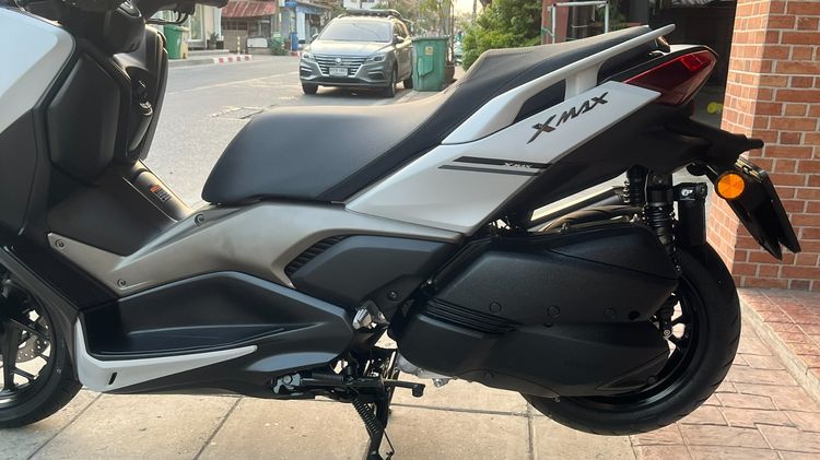 X MAX 300 จดปี 23 ไมล์ 532 km. รูปที่ 12