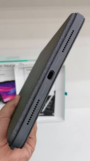 Logitech Combo Touch iPad 10th Gen คีย์บอร์ดเคสพร้อม Trackpad Smart Connector สภาพสวย ครบกล่อง รูปที่ 10
