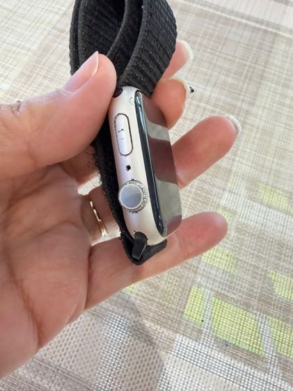 Apple Watch Series 7 ขนาด 45mm หน้าจอมีรอยขนแมว รูปที่ 3