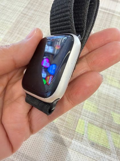 Apple Watch Series 7 ขนาด 45mm หน้าจอมีรอยขนแมว รูปที่ 5