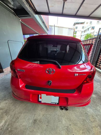 รถ Toyota Yaris 1.5 S Limited สี แดง