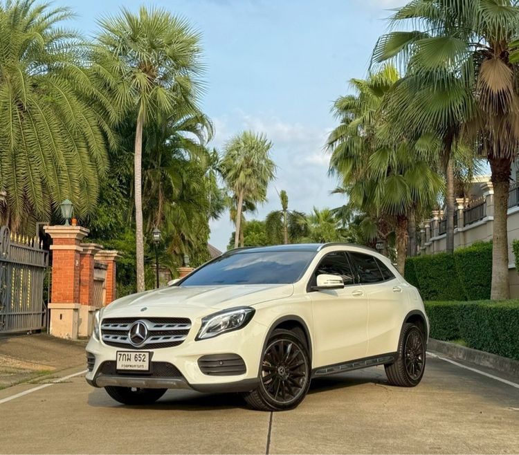 Mercedes-Benz GLA-Class 2018 Utility-car เบนซิน ไม่ติดแก๊ส เกียร์อัตโนมัติ ขาว รูปที่ 3
