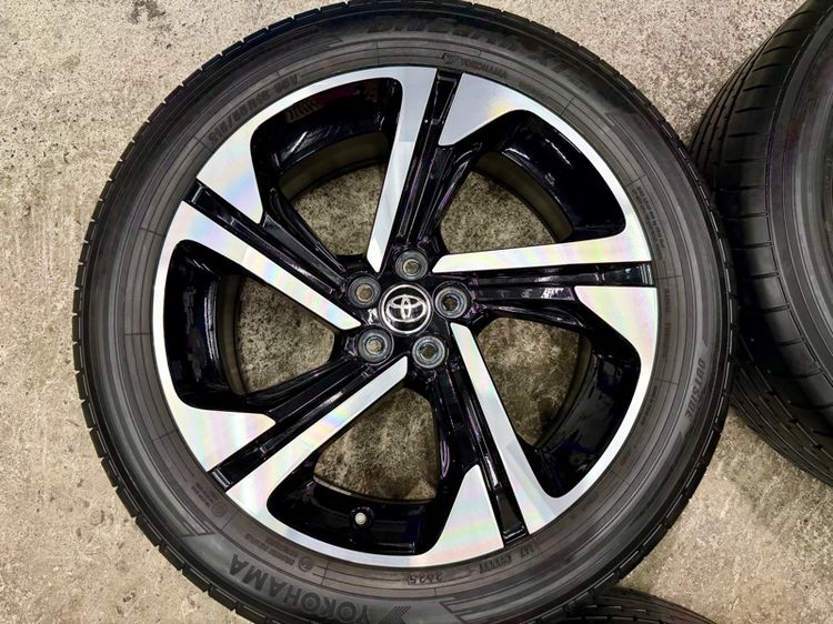 ล้อแม็ก TOYOTA YARIS CROSS ขอบ 18” ป้ายแดง ยาง YOKOHAMA 215-55R18 ปี 25 ตุ่มหน้ายางยังอยู่ครบ รูปที่ 8
