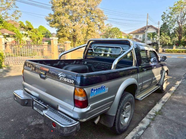Mitsubishi Strada Grandis 2003 2.5 Grandis Pickup ดีเซล ไม่ติดแก๊ส เกียร์ธรรมดา น้ำเงิน รูปที่ 2