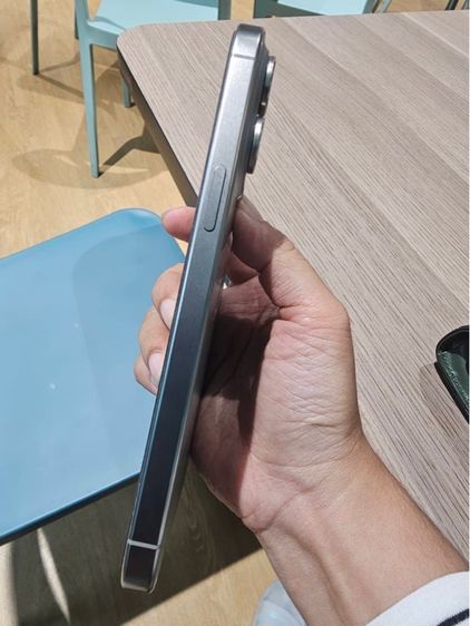 iPhone 15 pro max 256 gb titanium ครบกล่อง รูปที่ 5
