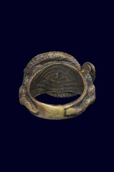 แหวนงูหัวเมฆพัตร รูปที่ 4