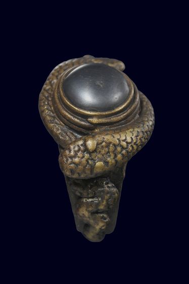 แหวนงูหัวเมฆพัตร รูปที่ 2