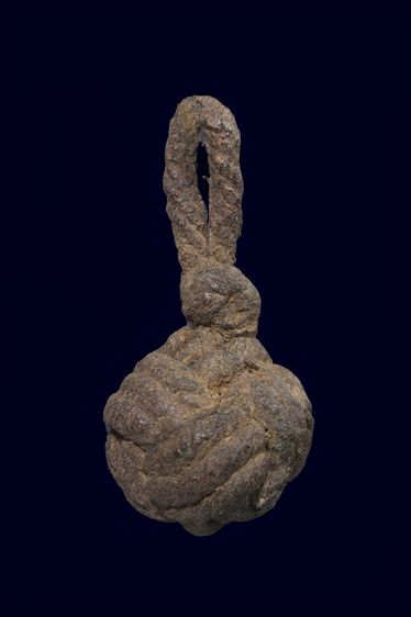 ตะกร้อถักเก่าๆไม่รู้ที่