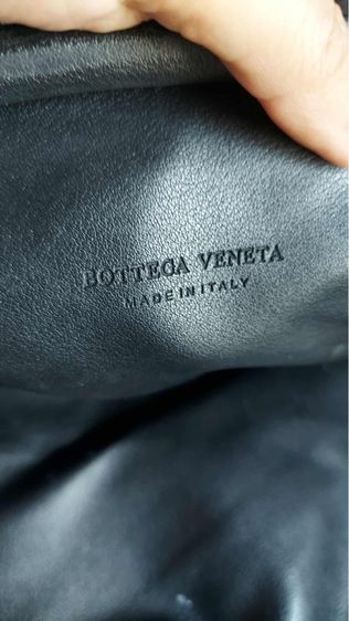กระเป๋าคลัช Bottega Veneta สีดำ รูปที่ 12