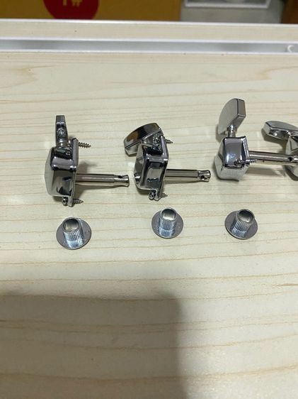 ลูกบิดกีต้าร์โปร่งแบบมีฝาครอบโครเมียม รูปที่ 6