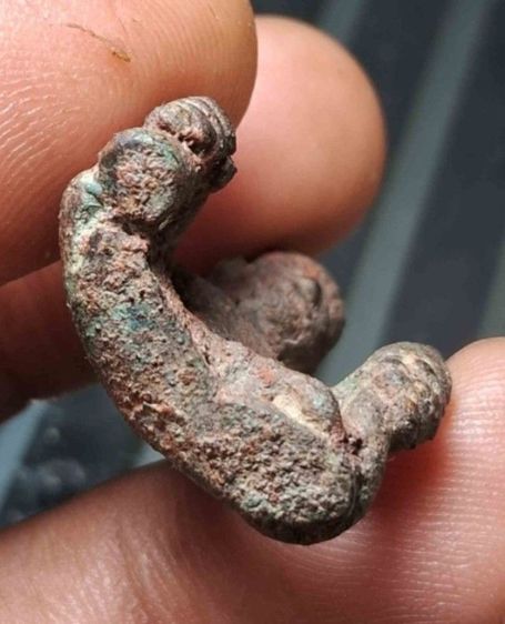 พระวิษณุศิลปะทวารวดีกรุศรีมโหสถ ปราจีนบุรี รูปที่ 3