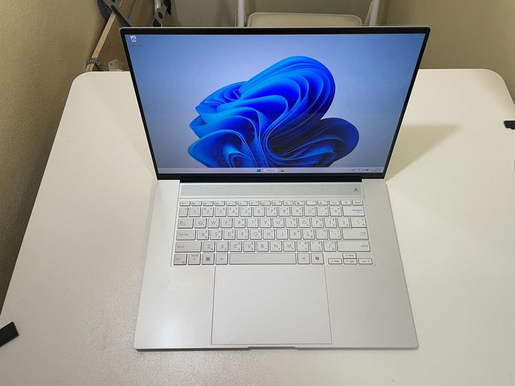 วินโดว์ อื่นๆ USB ใช่ ส่งต่อโน้ตบุ๊ก ASUS Zenbook S16 UM5606WA Ryzen9 32GB จอ16นิ้ว OLED3K ประกันเหลือ 2 ปี