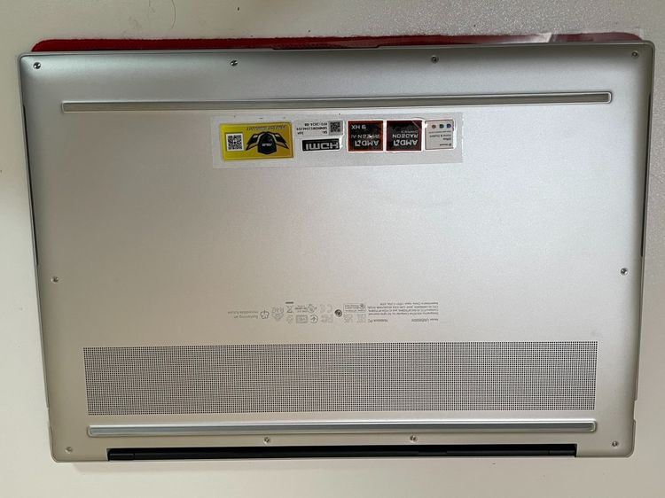 ส่งต่อโน้ตบุ๊ก ASUS Zenbook S16 UM5606WA Ryzen9 32GB จอ16นิ้ว OLED3K ประกันเหลือ 2 ปี รูปที่ 4