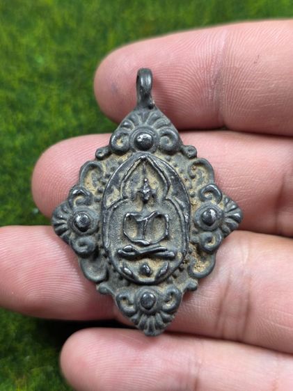 พระเหรียญเจ้าสัวหลวงปู่บุญเก่าๆ