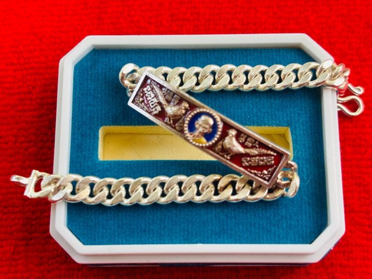 เลสหลวงพ่อรวย