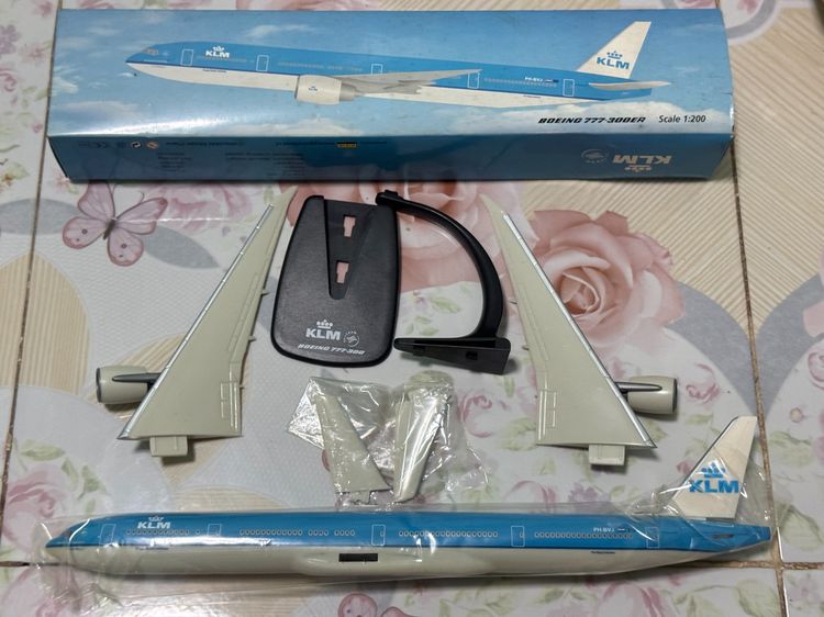 🛒 โปร3️⃣3️⃣ให้ส่วนลด 9 เปอร์เซ็นต์ 🚛 พร้อมส่งฟรี EMS ✈️ เครื่องบินโมเดล Scale 1ต่อ200 KLM ของใหม่เก่าเก็บ รูปที่ 2