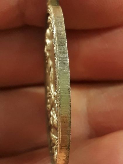 เหรียญหลวงปู่ทวด วัดช้างให้ จ.ปัตตานี รุ่น4 ไข่ปลาเล็ก ปี2505 เนื้ออัลปาก้าสภาพยังสวย รูปที่ 3