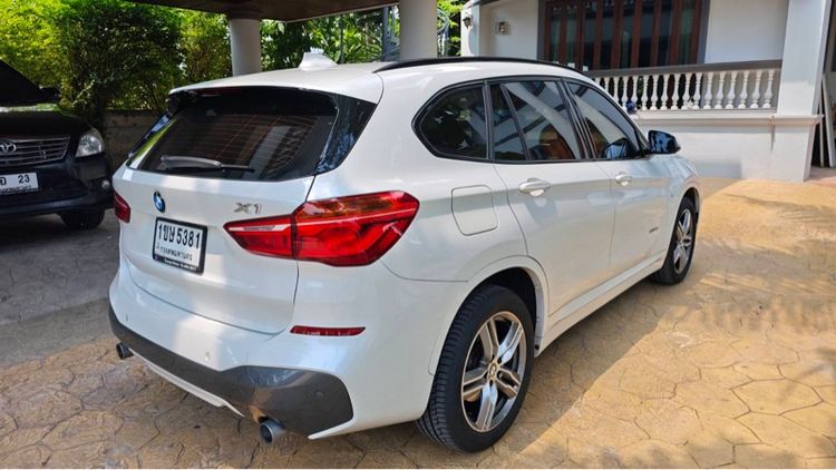 BMW X1 2018 2.0 sDrive20d M Sport Utility-car ดีเซล ไม่ติดแก๊ส เกียร์อัตโนมัติ ขาว รูปที่ 4