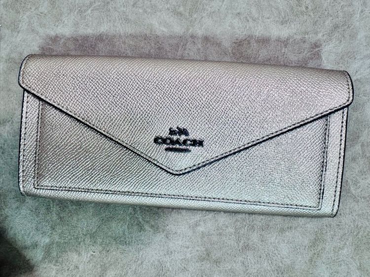 กระเป๋าสตางค์แบรนด์ Coach แท้