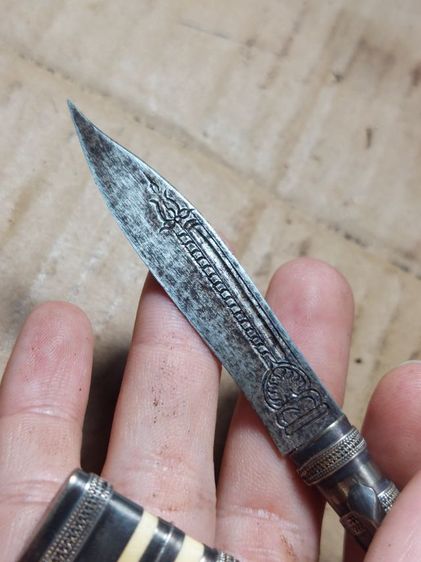 เครื่องรางมีดหมอปากกาหลวงพ่อเดิมใบ 2.5 ยาวรวม 5 นิ้วแหนรัดเป็นเงิน รูปที่ 8