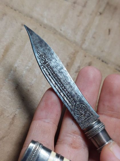 เครื่องรางมีดหมอปากกาหลวงพ่อเดิมใบ 2.5 ยาวรวม 5 นิ้วแหนรัดเป็นเงิน รูปที่ 6