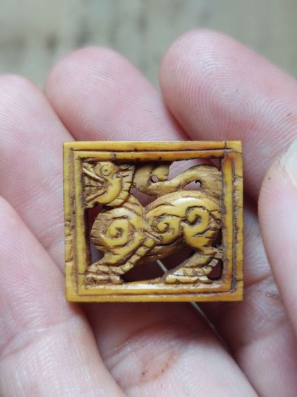 เครื่องรางสิงกรอบกระจกงานสิ่วหลวงพ่อเดิมวัดหนองโพ รูปที่ 5