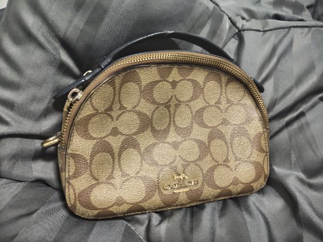 กระเป๋า coachสายสะพาย รูปที่ 2
