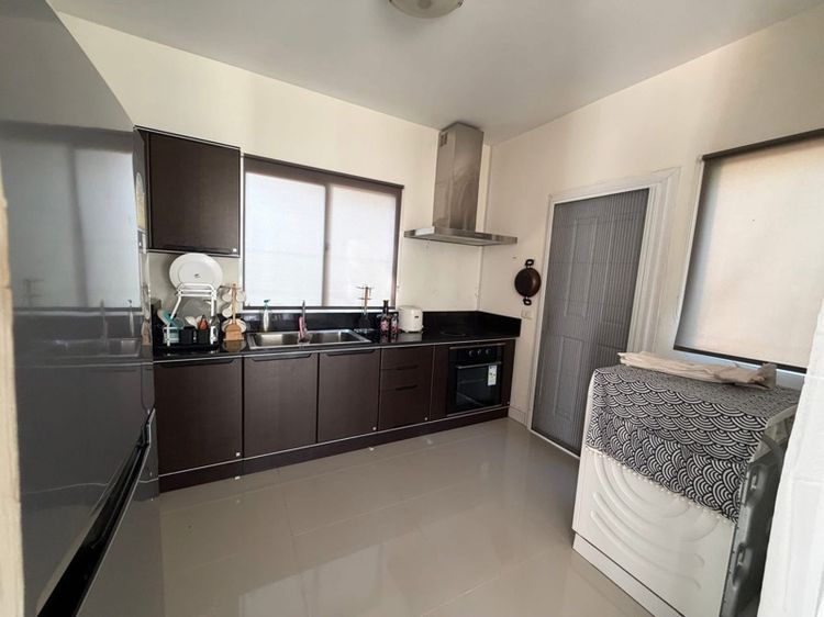 ตกแต่งครบ 🏡 บ้านเช่า พร้อมเข้าอยู่ 3ห้องนอน 3ห้องน้ำ รูปที่ 4