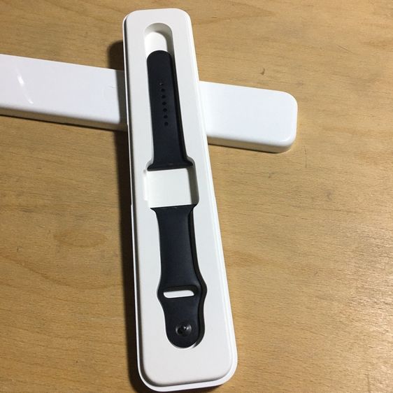 สายนาฬิกา Apple Watch แท้ ศูนย์ มือสอง สภาพดีมาก Size SและM ขนาด 42 44 45 ใส่ด้วยกันได้ พร้อมกล่องใส่ รูปที่ 5