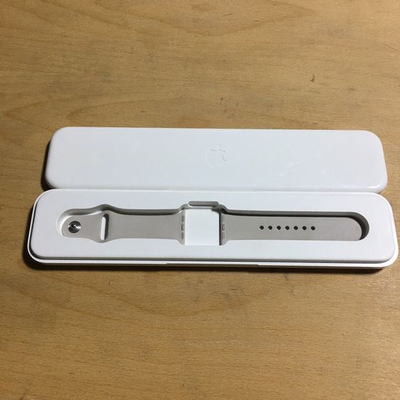 สายนาฬิกา Apple Watch สีหมอก สีควันบุหรี่ ของแท้ ศูนย์ มือสอง สภาพดีมาก Size SและM ขนาด 41 40 38 ใส่ด้วยกันได้ พร้อมกล่องใส่ รูปที่ 2