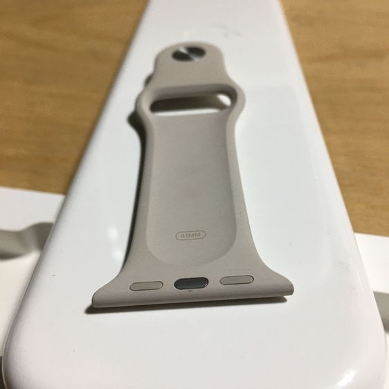สายนาฬิกา Apple Watch สีหมอก สีควันบุหรี่ ของแท้ ศูนย์ มือสอง สภาพดีมาก Size SและM ขนาด 41 40 38 ใส่ด้วยกันได้ พร้อมกล่องใส่ รูปที่ 12