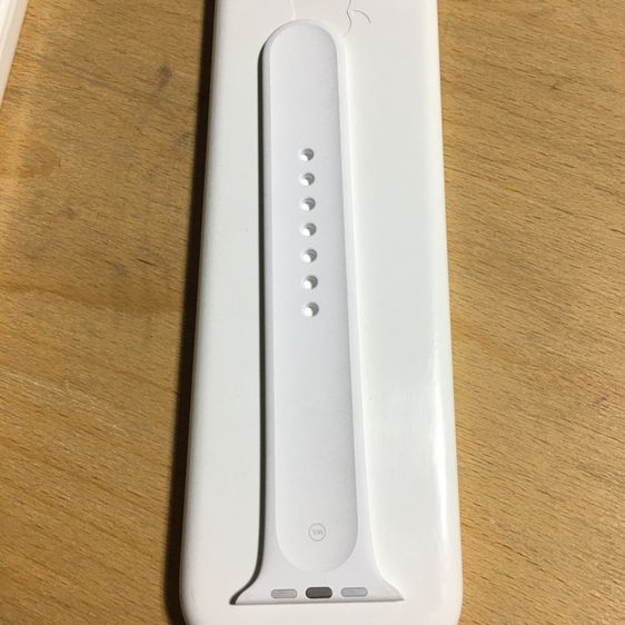 สายนาฬิกา Apple Watch สีขาว สภาพใหม่ ของแท้ ศูนย์  Size MและL ขนาด 42 44 45 ใส่ด้วยกันได้ พร้อมกล่องใส่   รูปที่ 11