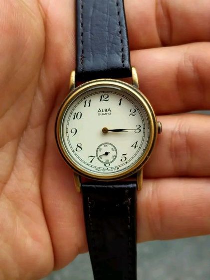 ขาว อื่นๆ นาฬิกา Alba 2เข็มครึ่ง ถ่าน 
สภาพดี เดินดี ใช้งานปกติ