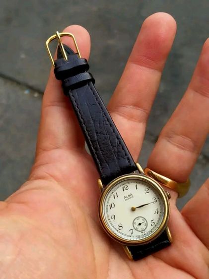 นาฬิกา Alba 2เข็มครึ่ง ถ่าน 
สภาพดี เดินดี ใช้งานปกติ รูปที่ 7