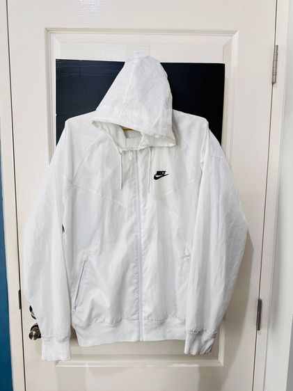 เสื้อวอร์มฮู้ด(ผ้าร่ม)สีขาว แบรนด์ Nike รุ่น Windrunner Hooded  รูปที่ 3