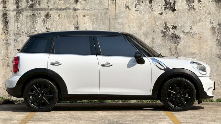Mini COUNTRYMAN 2013 2.0 D Sedan ดีเซล ไม่ติดแก๊ส เกียร์อัตโนมัติ ขาว รูปที่ 2
