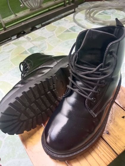รองเท้าบูตลำลอง รูปที่ 10