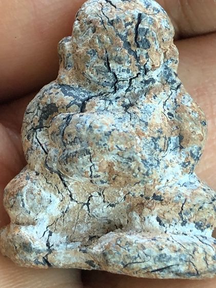 พระเก่าๆ เหมาๆ บ้านๆ พระคนแก่เก่าๆเก็บทิ้งใว้ก่อนจากไป081-3330446 L.tonyabu 