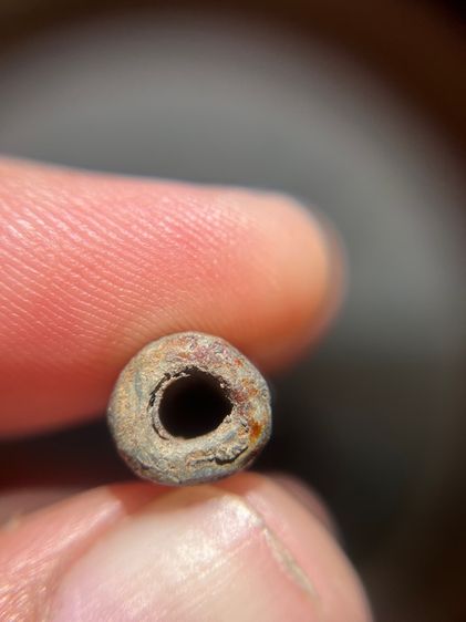 เปิดตะกรุดจระเข้ขบฟันยาว 3.8 นิ้ว ไม่ทราบที่(มีสินค้าหลายรายการกดเข้ามาดูในโปรไฟล์ได้เลยครับ) รูปที่ 3