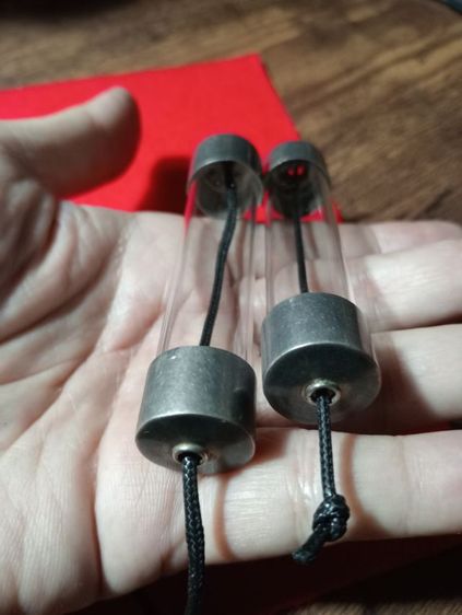 ตะกรุดเนื้อเงินแท้เก่าโบราณขนาดใหญ่สภาพเยี่ยม รูปที่ 12