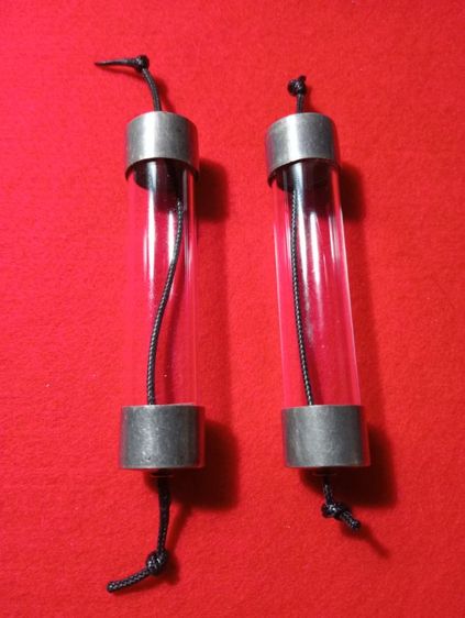 ตะกรุดเนื้อเงินแท้เก่าโบราณขนาดใหญ่สภาพเยี่ยม รูปที่ 9