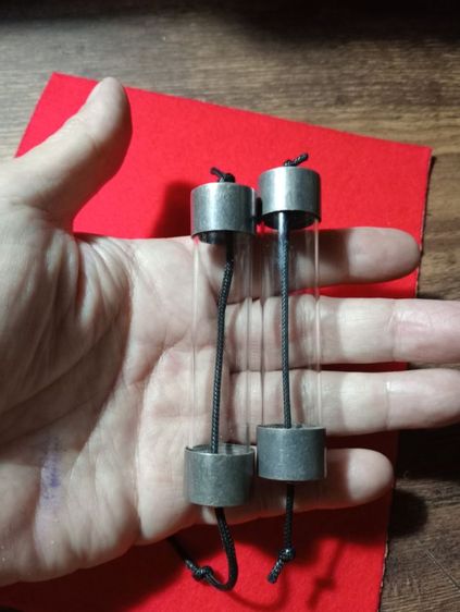 ตะกรุดเนื้อเงินแท้เก่าโบราณขนาดใหญ่สภาพเยี่ยม รูปที่ 8