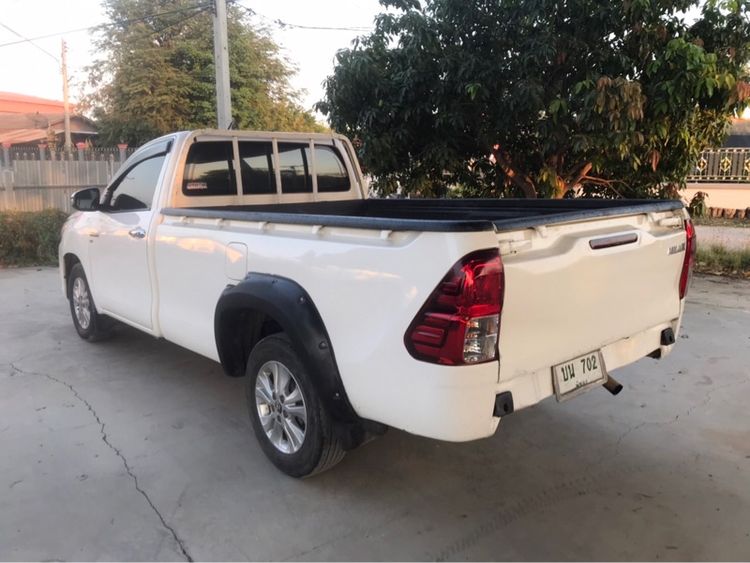 Toyota Hilux Revo 2019 2.8 J 4WD Pickup ดีเซล ไม่ติดแก๊ส เกียร์ธรรมดา ขาว รูปที่ 4