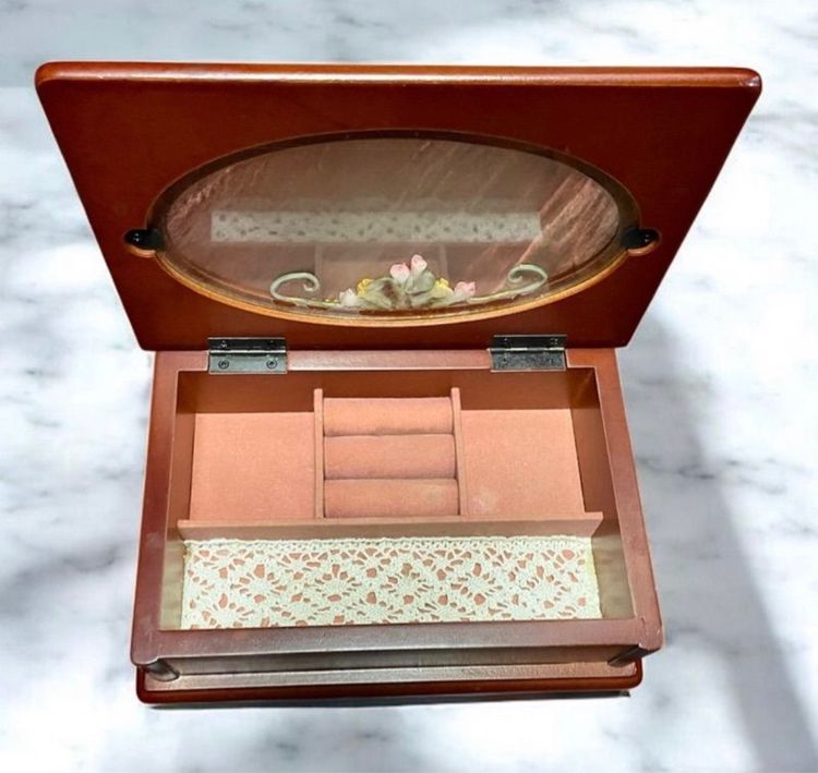 กล่องใส่เครื่องประดับ รูปที่ 2