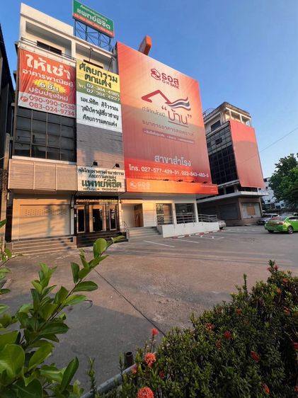ให้เช่าอาคารพาณิชย์ 6 ชั้น สำโรงเหนือ ใกล้ BTS สำโรง เพียง 110 เมตร ทำเลค้าขายดี