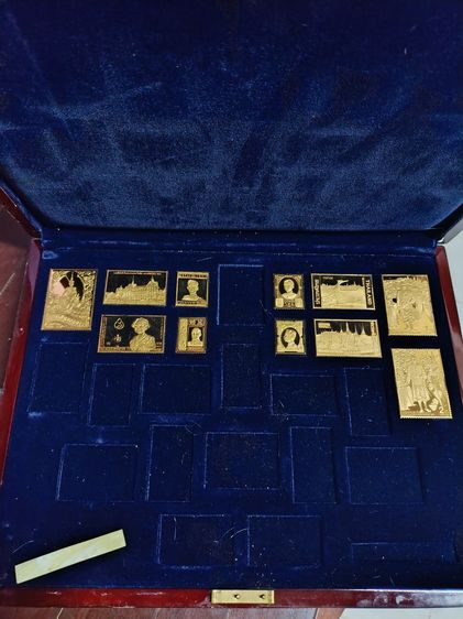 พิเศษ 28000  แสตมป์ที่ระลึกเนื้อเงินแท้ 999 หุ้มทองswiss 11 ชิ้นพร้อมกล้อง รูปที่ 16