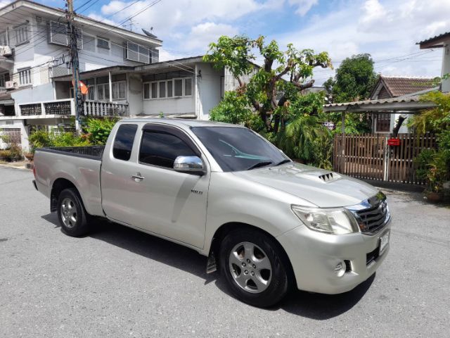 Toyota Hilux Vigo Champ 2014 Smart Cab 2.5 E Sedan ดีเซล ไม่ติดแก๊ส เกียร์ธรรมดา บรอนซ์ทอง รูปที่ 3